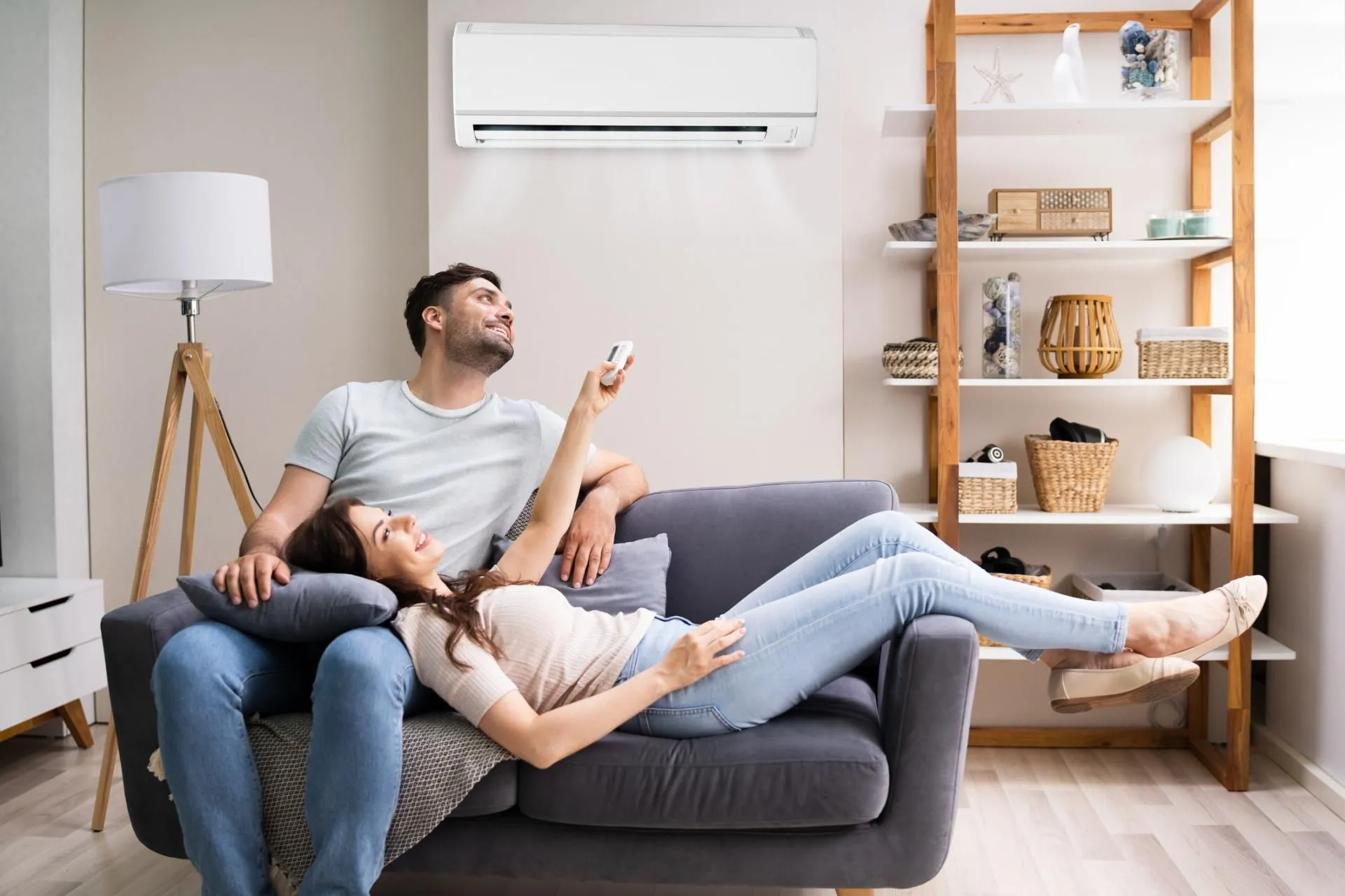 Ambiente domestico con climatizzatore a parete